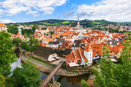 view of old bohemian city cesky krumlov czech republic 904860710 ff16d735e7d941608aebc5f64cf6b07d 1