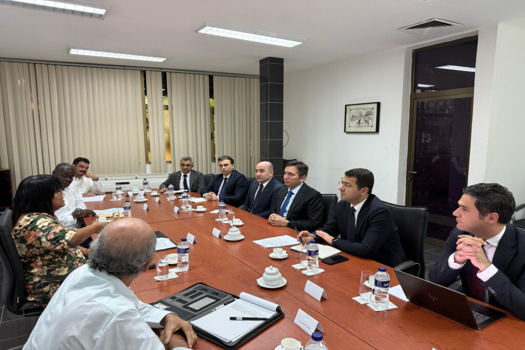 Yalçın Rəfiyev Kubaya səfər edib