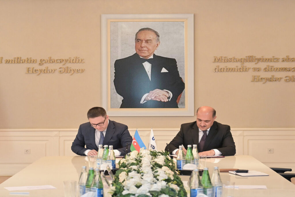 Azərbaycanın müdafiə sənayesi üçün kadr hazırlığı sahəsində sənəd imzalanıb