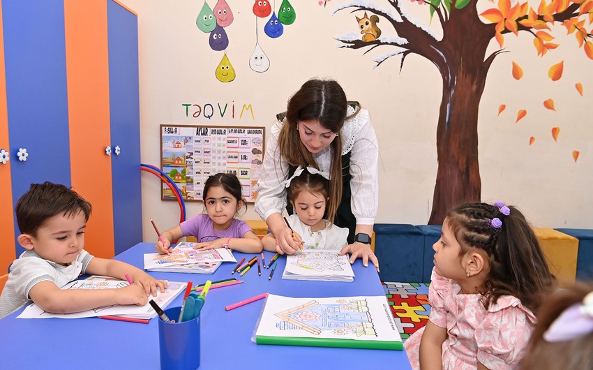 Məktəbəqədər təhsilin əhatə dairəsinin genişləndirilməsi ilə bağlı dəyişiklik ilk oxunuşda qəbul edilib