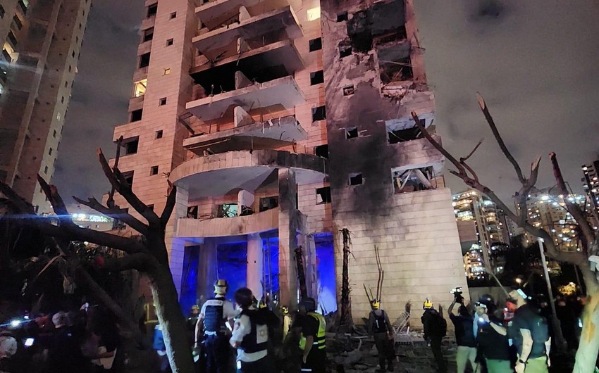 İran İsrailə kütləvi raket hücumu edib, azı 25 nəfər yaralanıb – VİDEO