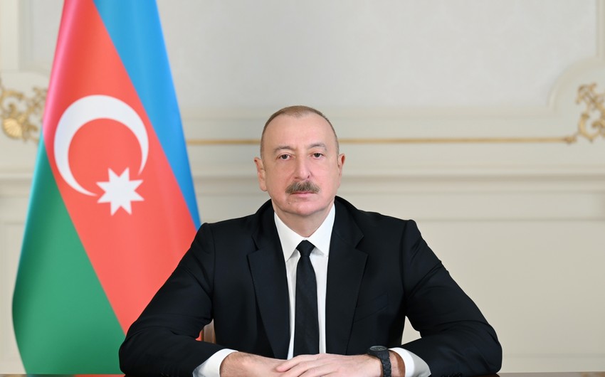 Azərbaycan lideri Pezeşkianı İsraillə qarşıdurmasının dayandırılması münasibətilə təbrik edib