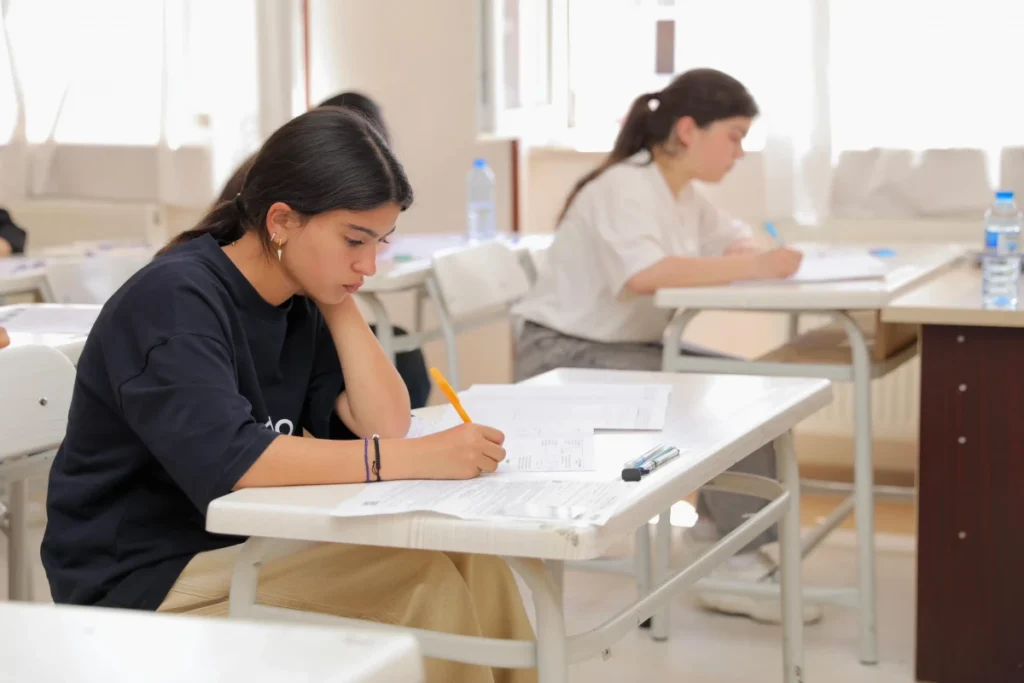 Bu gün keçirilən imtahanın düzgün cavabları açıqlanıb