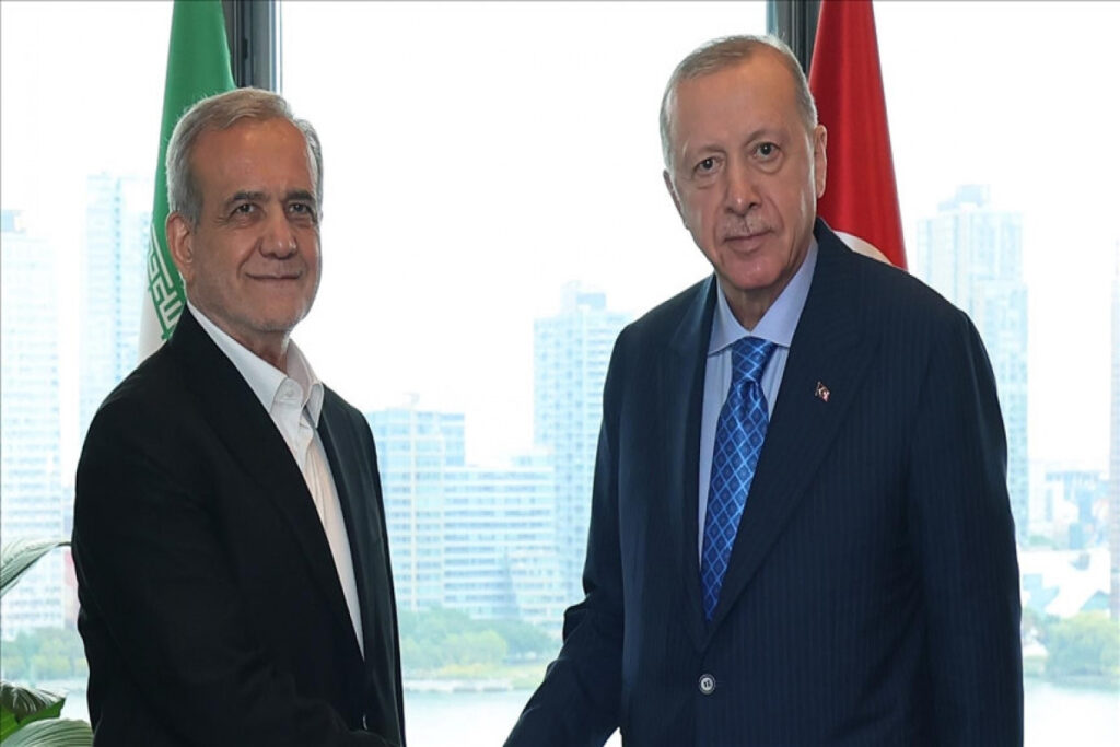 Ərdoğan Pezeşkianla İran-israil qarşıdurmasını müzakirə edib