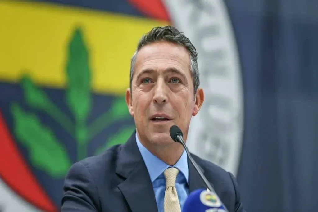 “Fənərbaxça”nın Prezidenti Ali Koç Azərbaycana gəlib