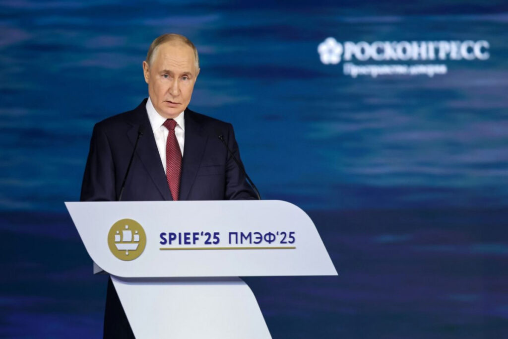 Putin: İsrail–İran münaqişəsini artıq keçmişdə qalmış hesab etmək olar