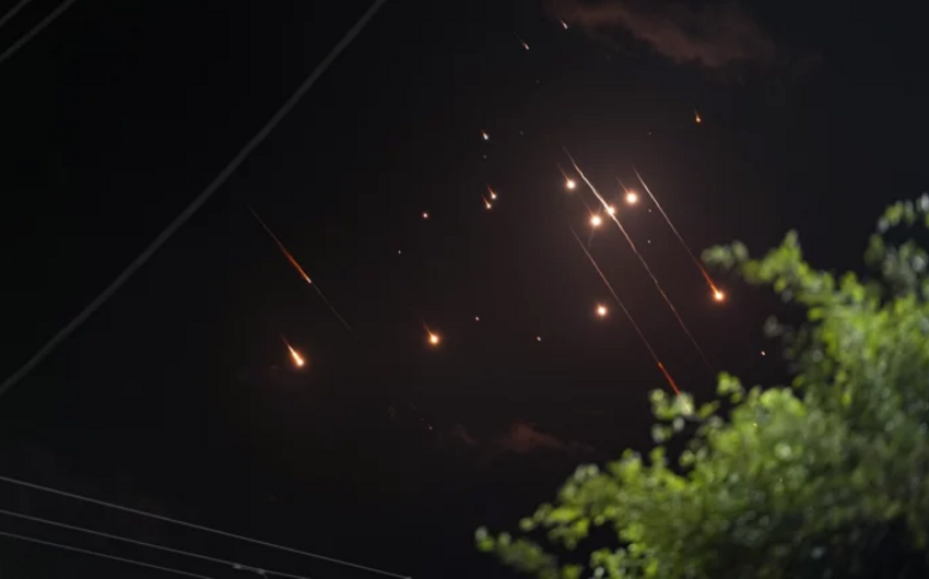 KİV: İran İsrailə yeni raket zərbəsi endirib