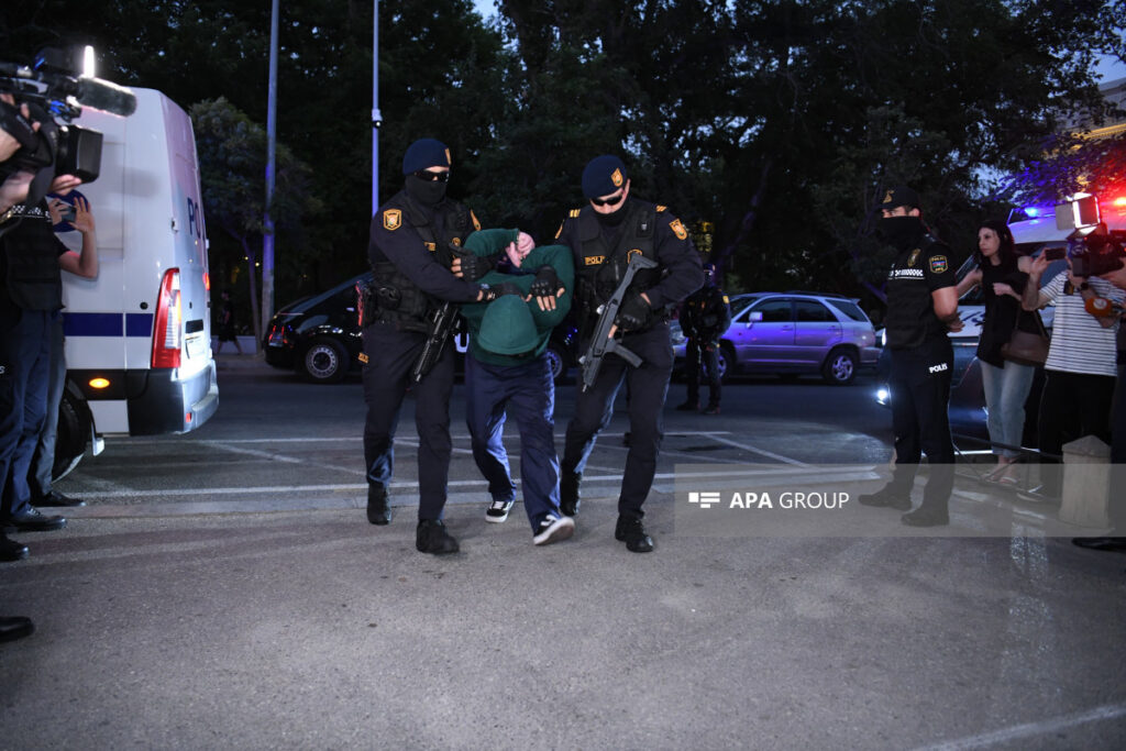 İrandan narkotik vasitələrin tranziti ilə bağlı saxlanılan Rusiya vətəndaşlarının ikisi barəsində 4 aylıq həbs qərarı verilib – FOTO – VİDEO – YENİLƏNİB 3