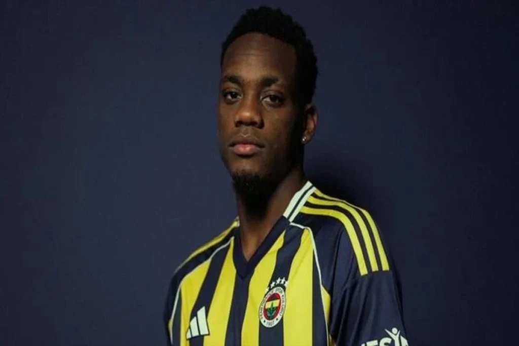 “Fənərbaxça” Con Duranı transfer etdiyini açıqlayıb