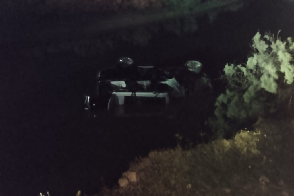 Xaçmazda avtomobil çaya aşıb, yaralanan var – FOTO