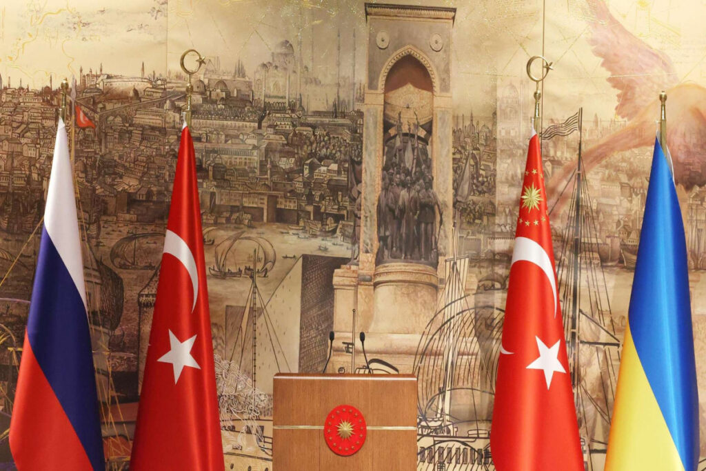 Ukrayna XİN: İstanbul formatı aktuallığını itirib