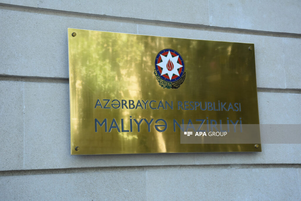 Maliyyə Nazirliyinə aid jurnal ləğv olunur