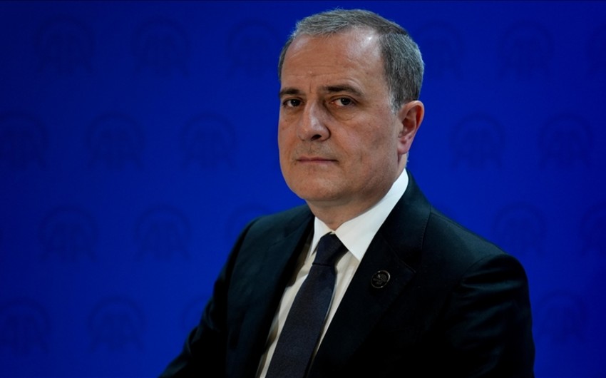 Ceyhun Bayramov diplomatik xidmət orqanları əməkdaşlarını peşə bayramı münasibətilə təbrik edib