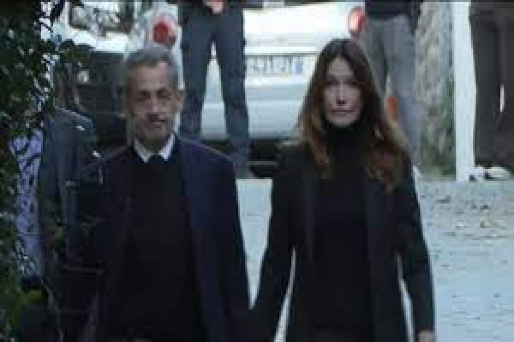Nikola Sarkozi həbsxanaya aparılıb – YENİLƏNİB