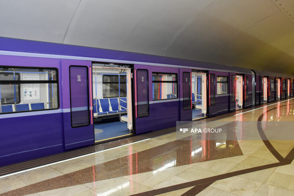 Metroda Bənövşəyi xətt üzrə stansiyalarda interval azaldılır