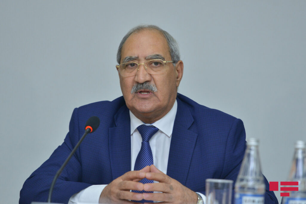 Fəzail Ağamalı: Oğlum qurultayın işini pozmağa çalışdı, növbəti qurultaya qədər partiyanın sədri postunda qalıram