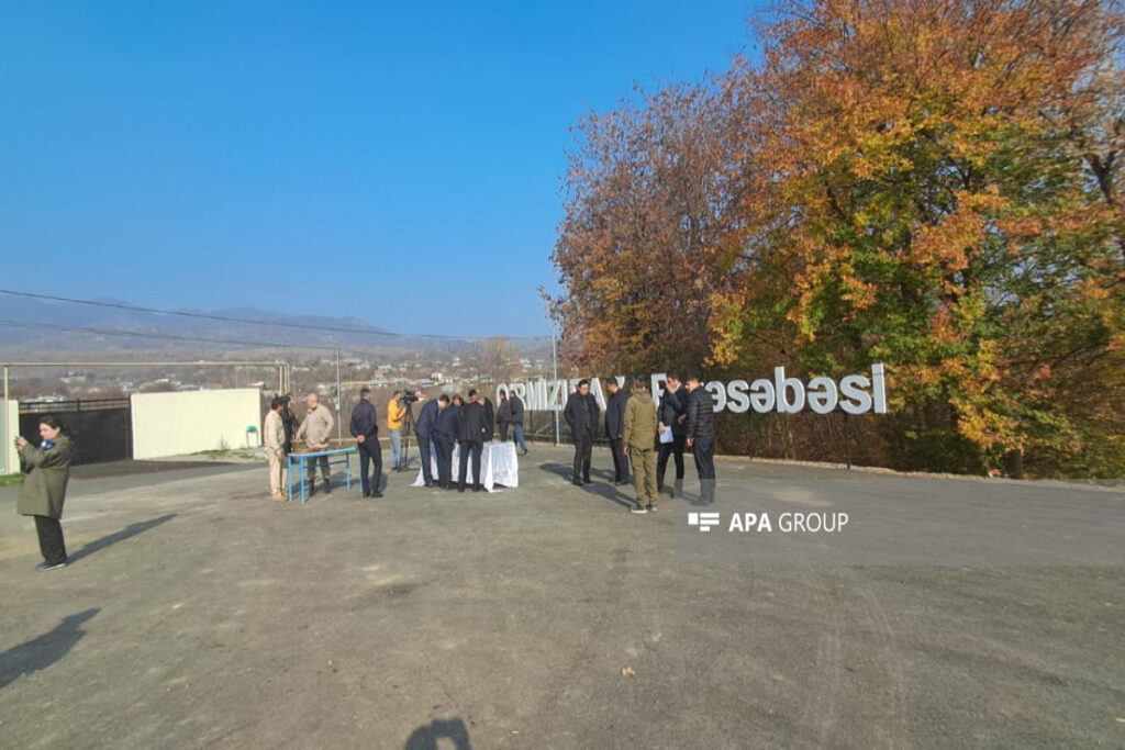 Xocavəndin Qırmızı Bazar qəsəbəsinə növbəti köç olub, açarlar təqdim edilib – FOTO – YENİLƏNİB