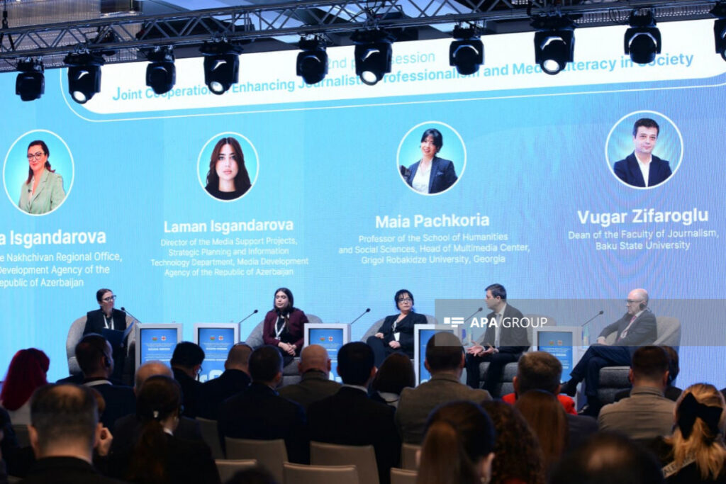 Azərbaycan–Gürcüstan Media Forumunda növbəti panel sessiya keçirilib – FOTO