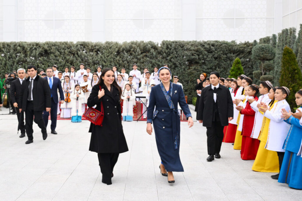 Leyla Əliyeva Türkmənistanda Qayğıya ehtiyacı olan uşaqlara yardım üzrə xeyriyyə Fondunun Avaza filialının açılış mərasimində iştirak edib