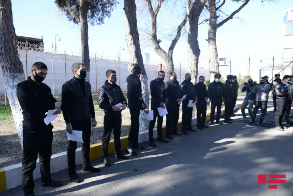 Amnistiya aktının icrasına başlanılıb