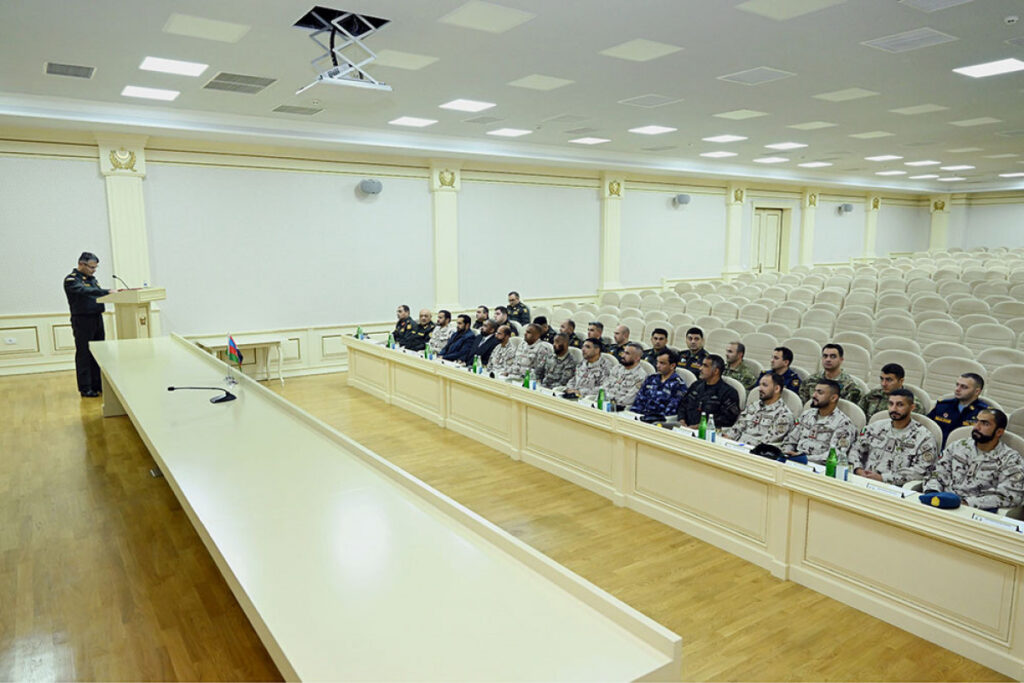 Azərbaycan və BƏƏ hərbçilərinin birgə təlimi keçiriləcək