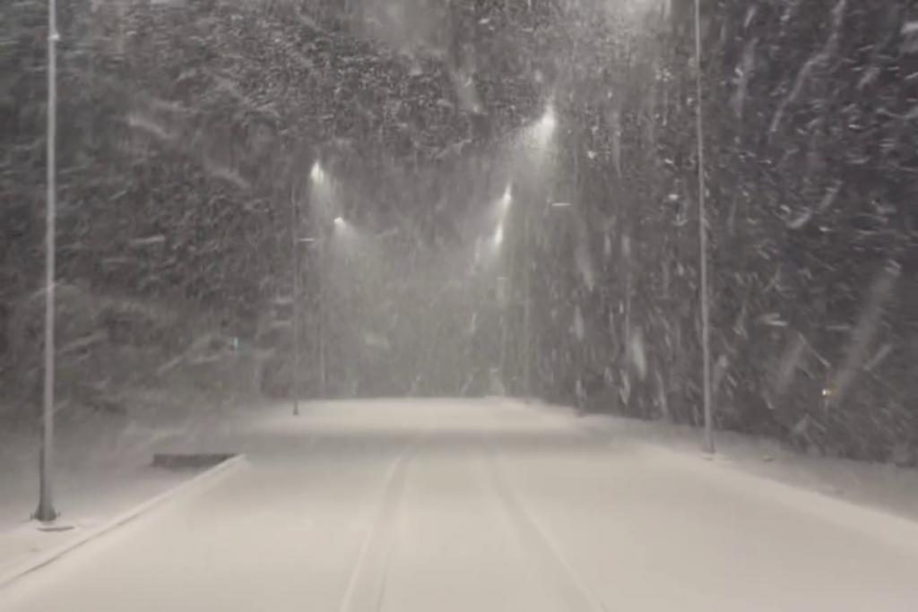 Kəlbəcərdə qarın hündürlüyü 35 santimetri keçib