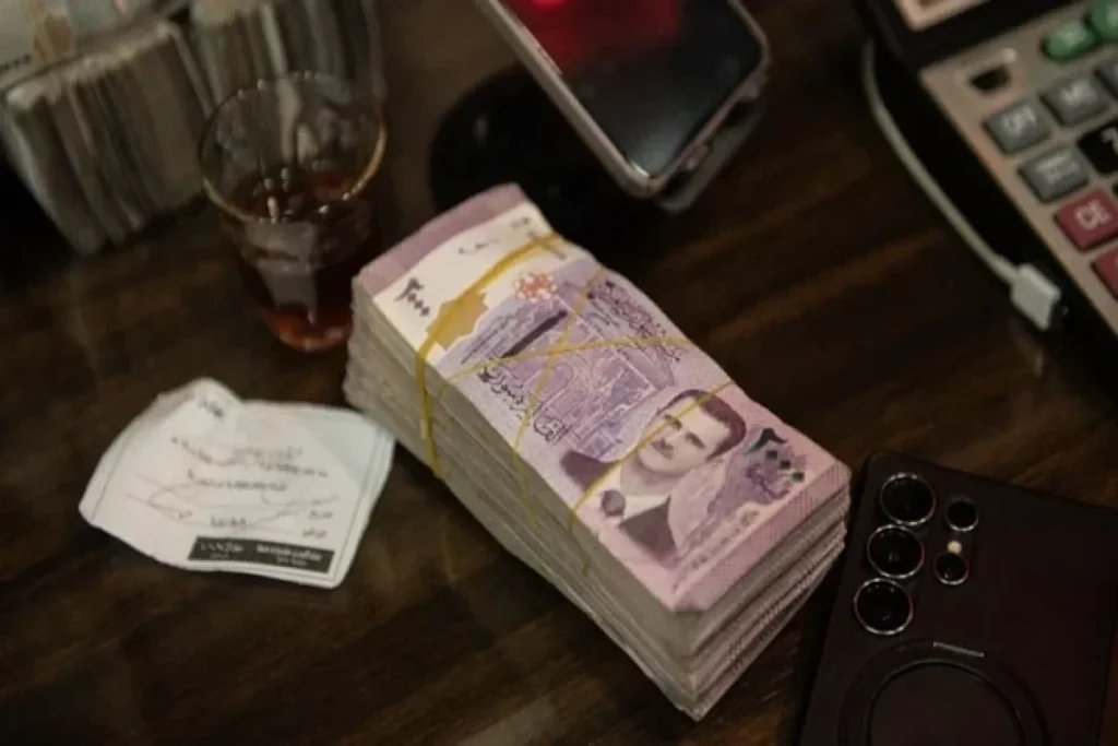 Suriyada yeni əskinaslar dövriyyəyə buraxılır