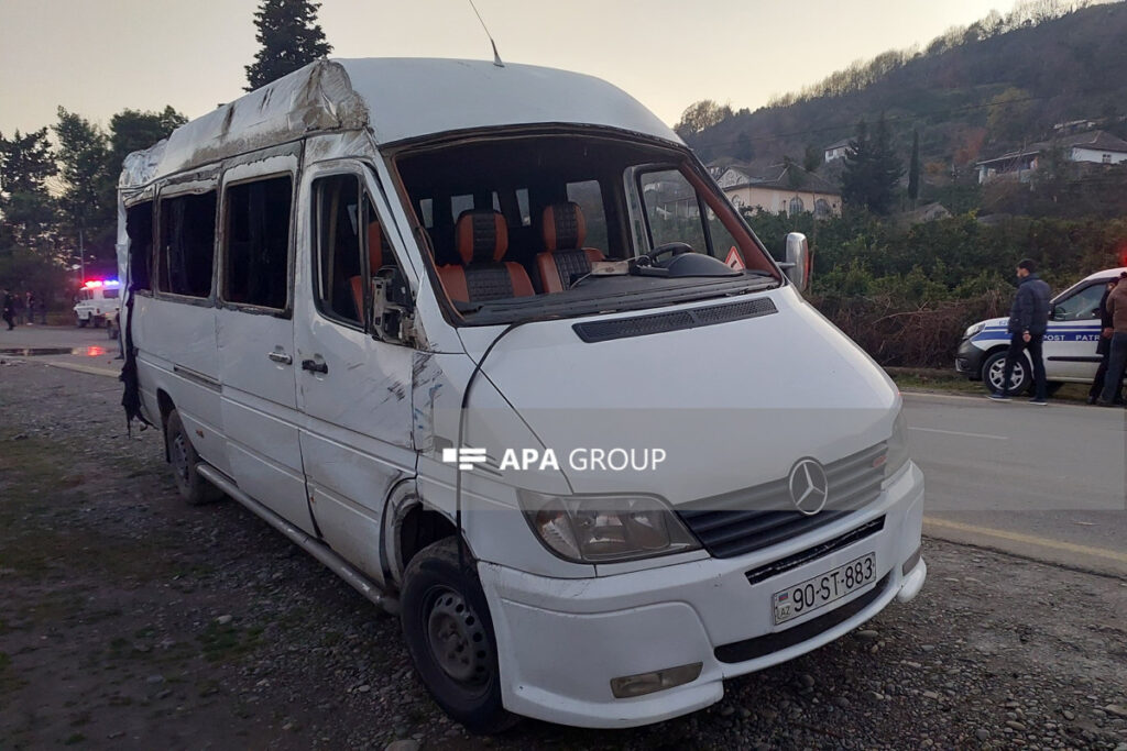 Astarada mikroavtobus aşıb, ölənlər və xəsarət alanlar var – FOTO – YENİLƏNİB 3