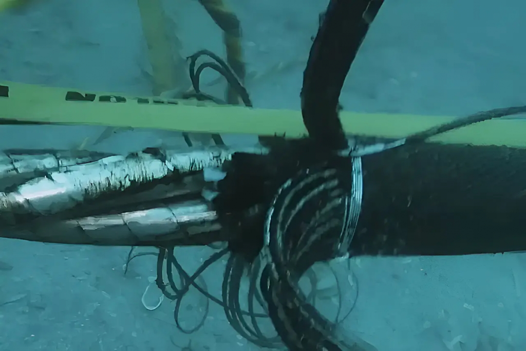 Baltik dənizində Litva ilə Latviya arasında optik kabel zədələnib