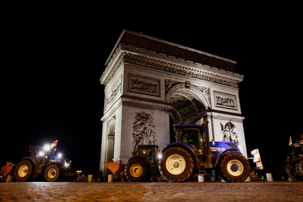 Fransada fermerlər Parisin mərkəzində etiraz aksiyası keçirir