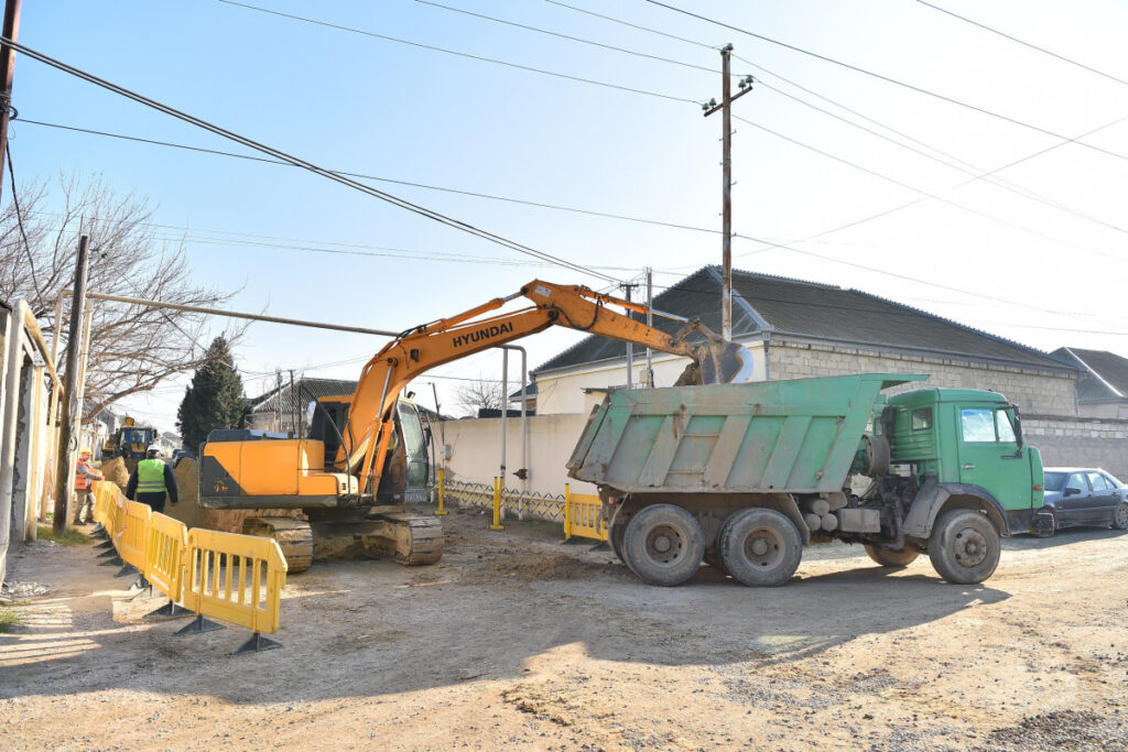 Bakıda 7 küçədə üzərində evlər tikilən su xətlərinin yeri dəyişdirilib