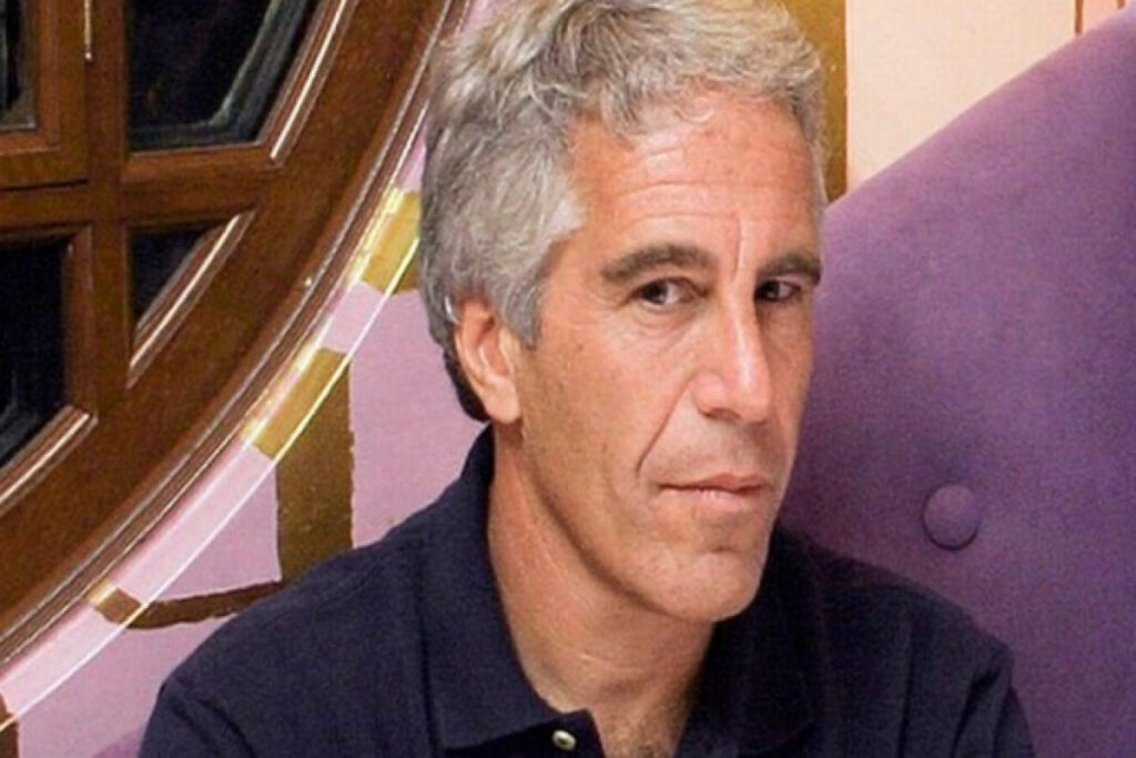 KİV: Epşteyn Rusiya kəşfiyyatı ilə əlaqələrə malik olub