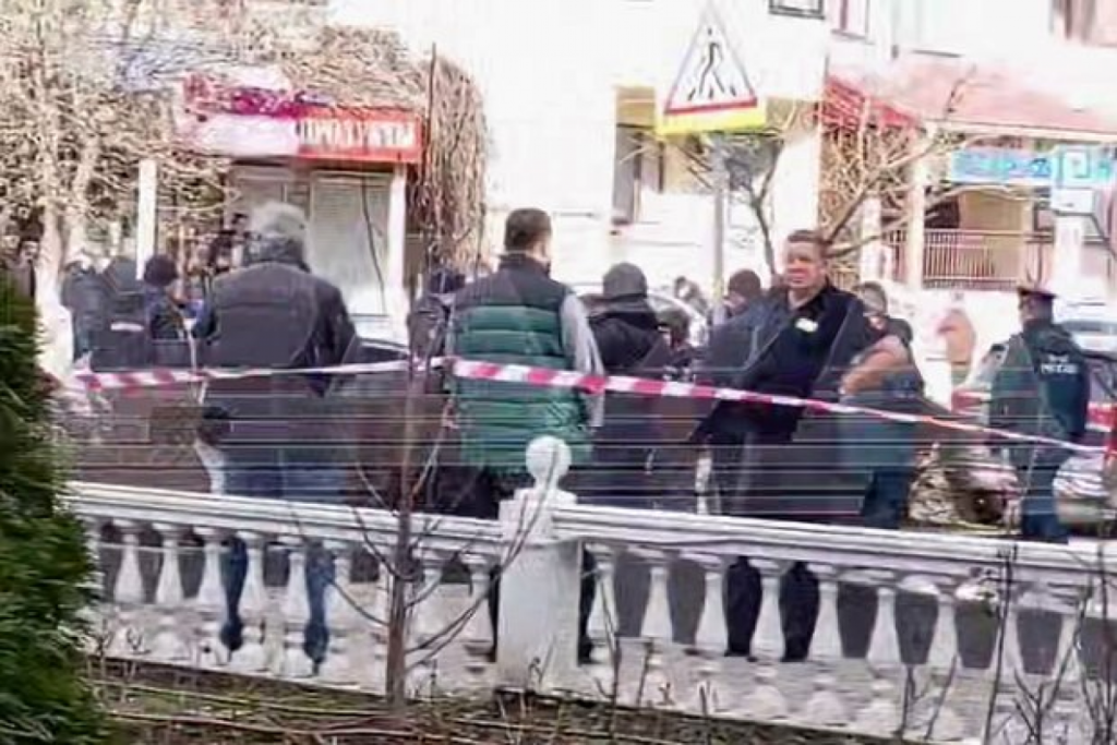 Rusiyada texnikum yaxınlığında atışmada 1 nəfər ölüb, üç yaralı var – YENİLƏNİB