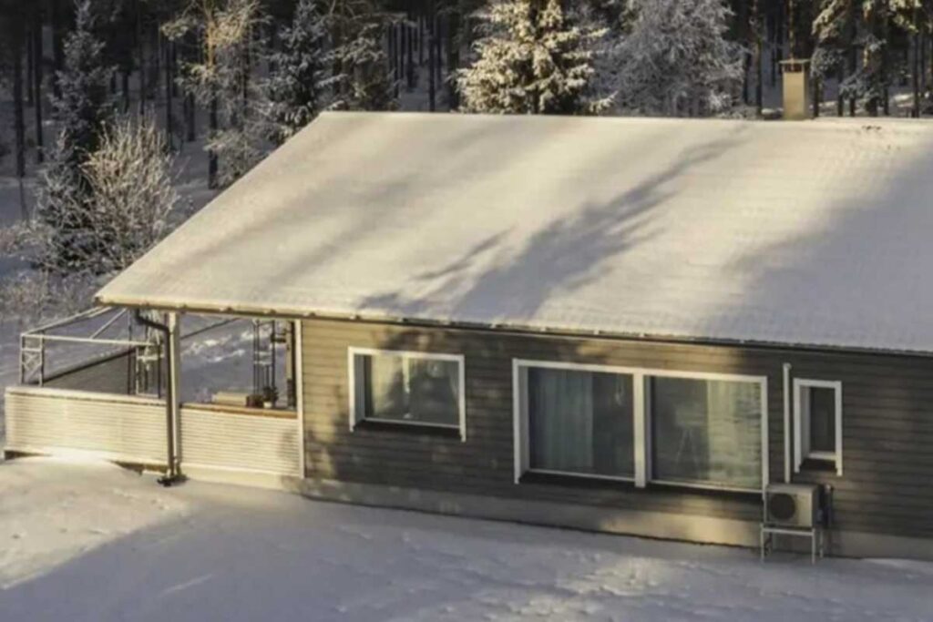 Finlandiya rusiyalıların daşınmaz əmlakla bağlı sövdələşmələrinə yenidən baxmaq istəyir