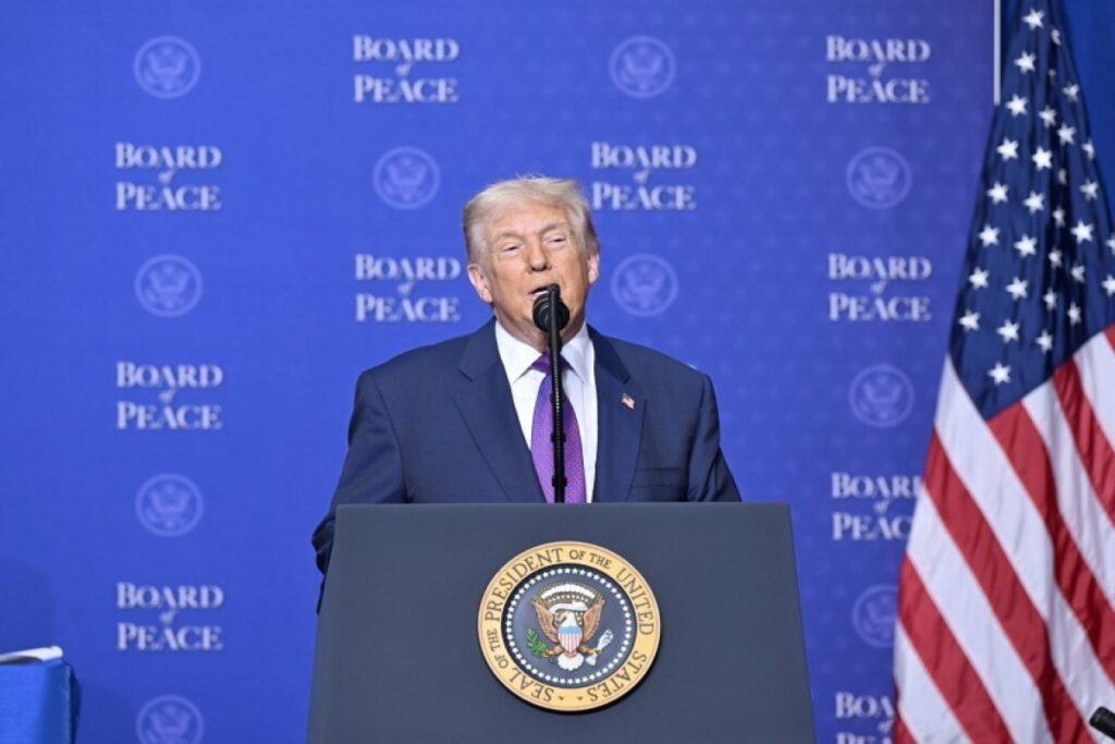 Tramp: “Sülh Şurası” təkcə Qəzza ilə deyil, həm də digər qaynar nöqtələrlə də maraqlanacaq