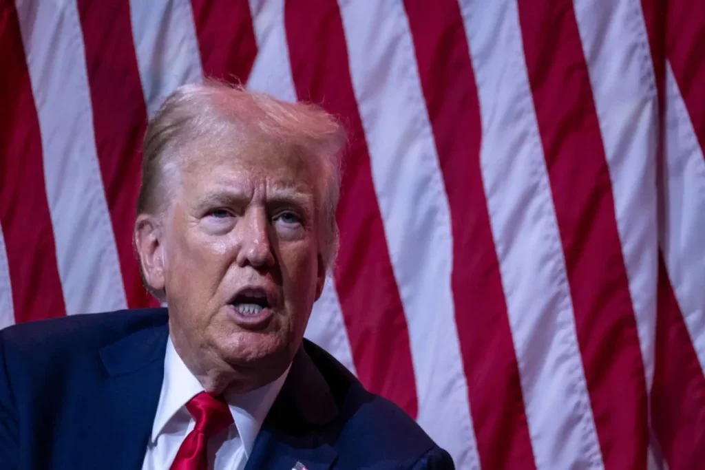 Tramp: Hörmüz boğazında neft tədarükünə maneə olsa, ABŞ zərbələri 20 dəfə gücləndirə bilər