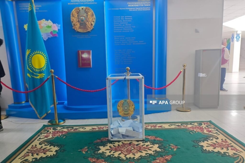 Beynəlxalq müşahidəçilər: Qazaxıstanda referendum beynəlxalq standartlara uyğun təşkil olunub