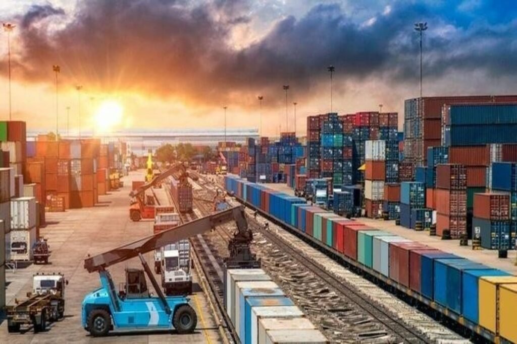 Ötən iki ayda fiziki şəxslərin ölkəyə idxalı 30%-ə yaxın azalıb