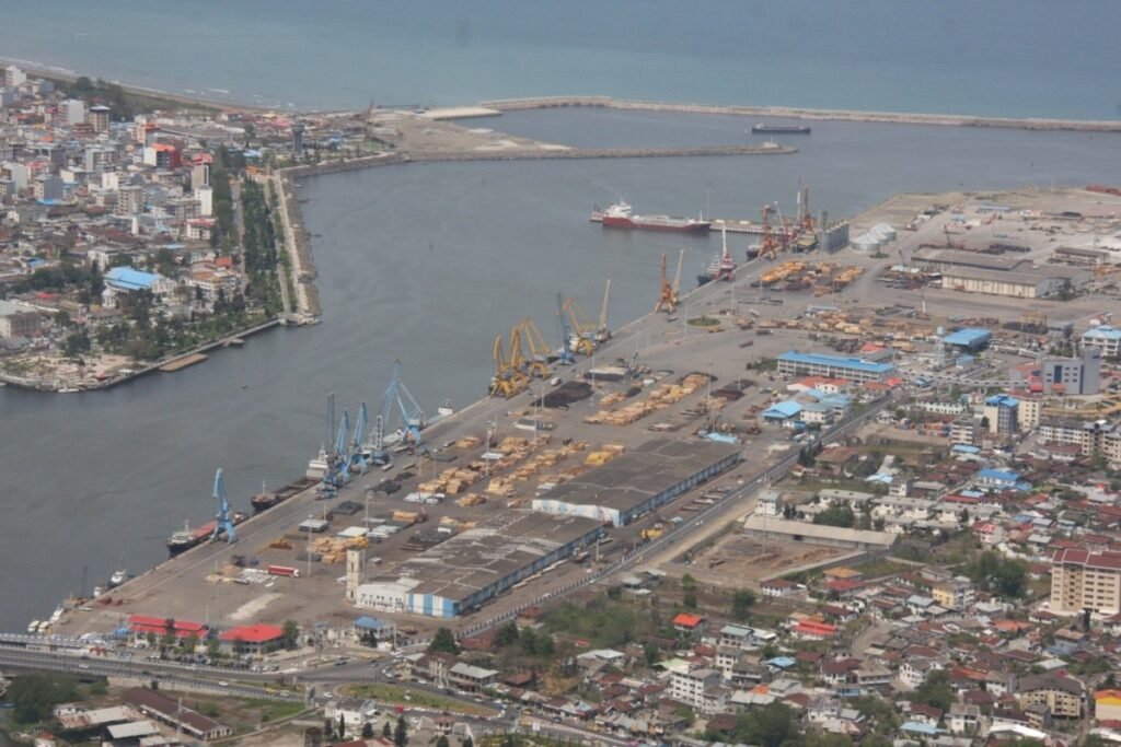 İsrail ordusu Xəzər dənizində İran gəmilərinə zərbələr endirib