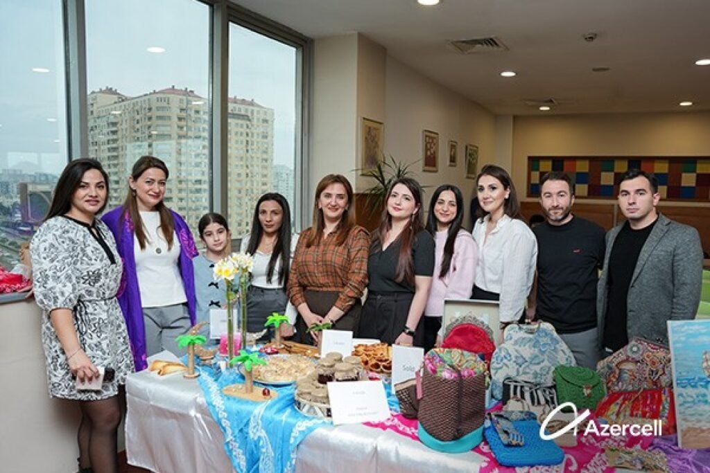 Azercell Könüllüləri Novruz və Ramazan bayramları münasibətilə xeyriyyə yarmarkası təşkil edib