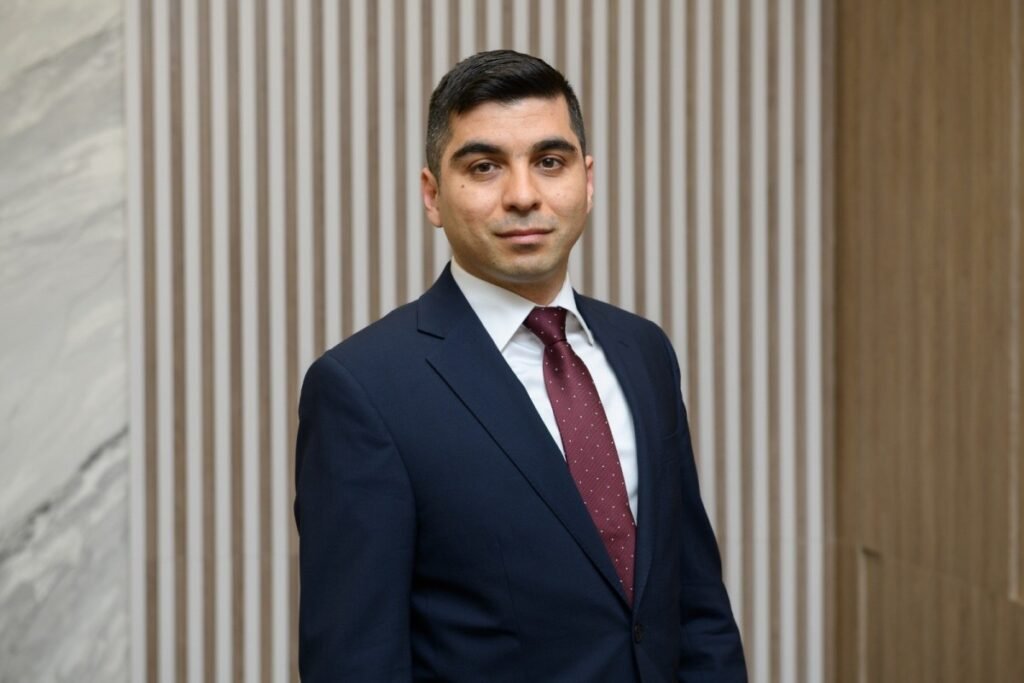 Rəqəmsal inkişaf və nəqliyyat nazirinə yeni müavin təyin olunub – Eksklüziv