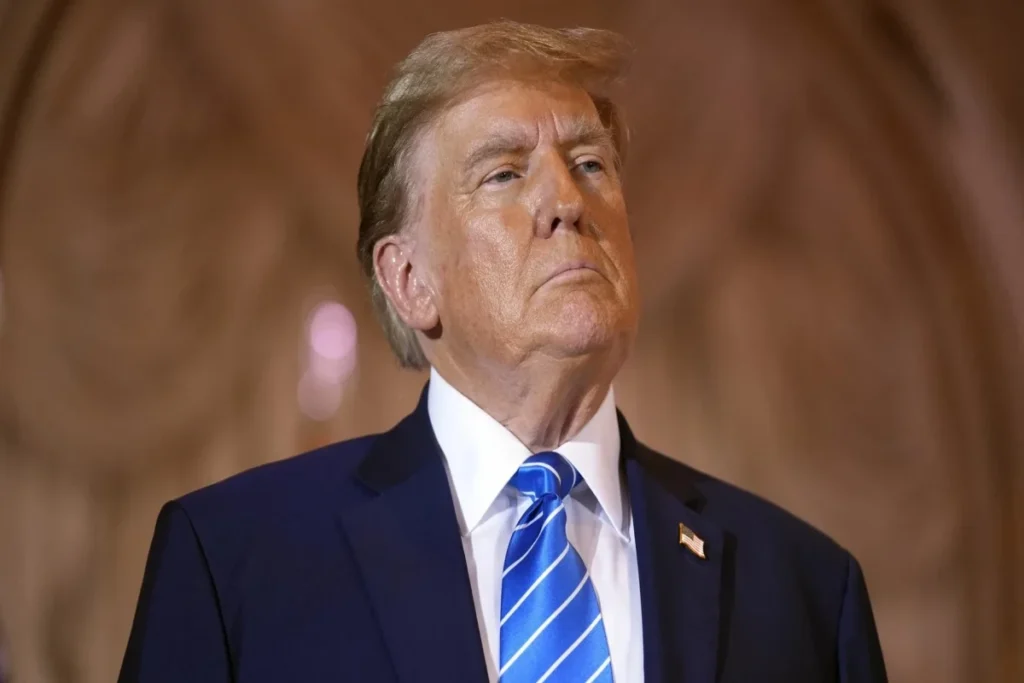 Tramp: Hörmüz boğazı 48 saat ərzində açılmasa, ABŞ İranın enerji obyektlərinə zərbə endirəcə