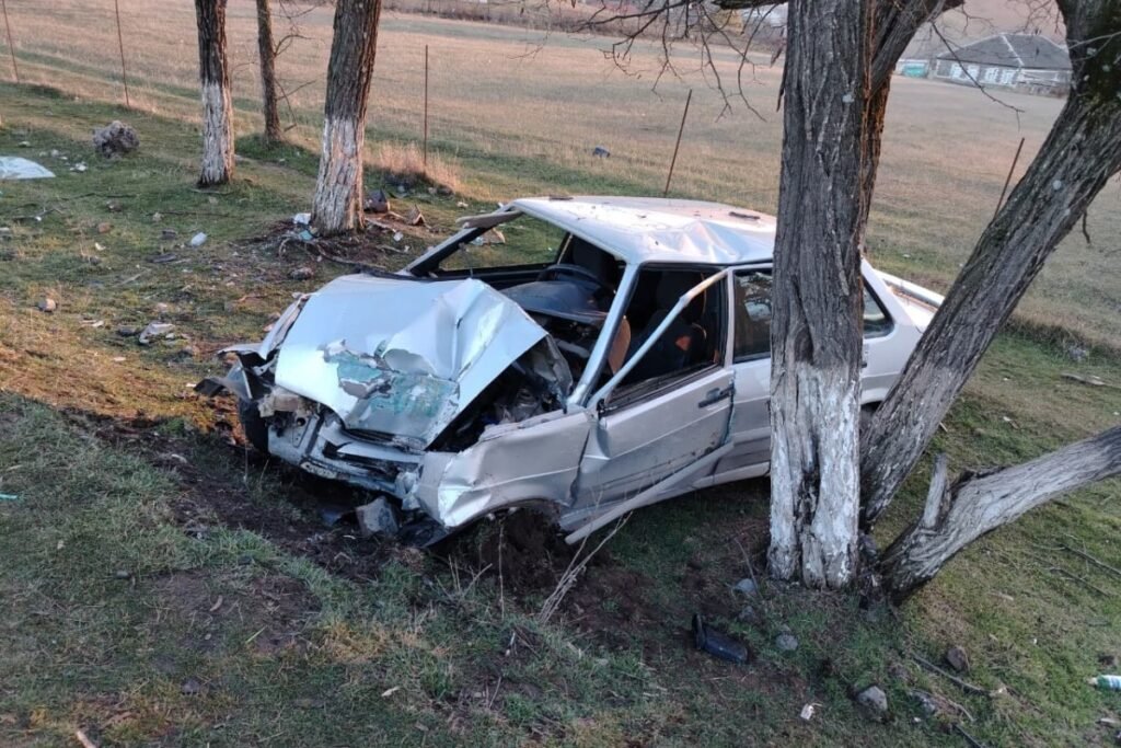 Şəmkirdə eyni vaxtda iki qəza olub, 4 nəfər xəsarət alıb