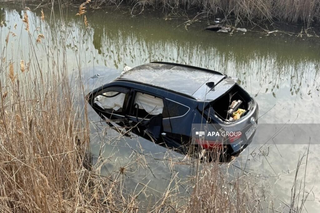 Zərdabda maşın kanala aşıb: 2 nəfər ölüb, 4 nəfər yaralanıb – FOTO – VİDEO – YENİLƏNİB-I