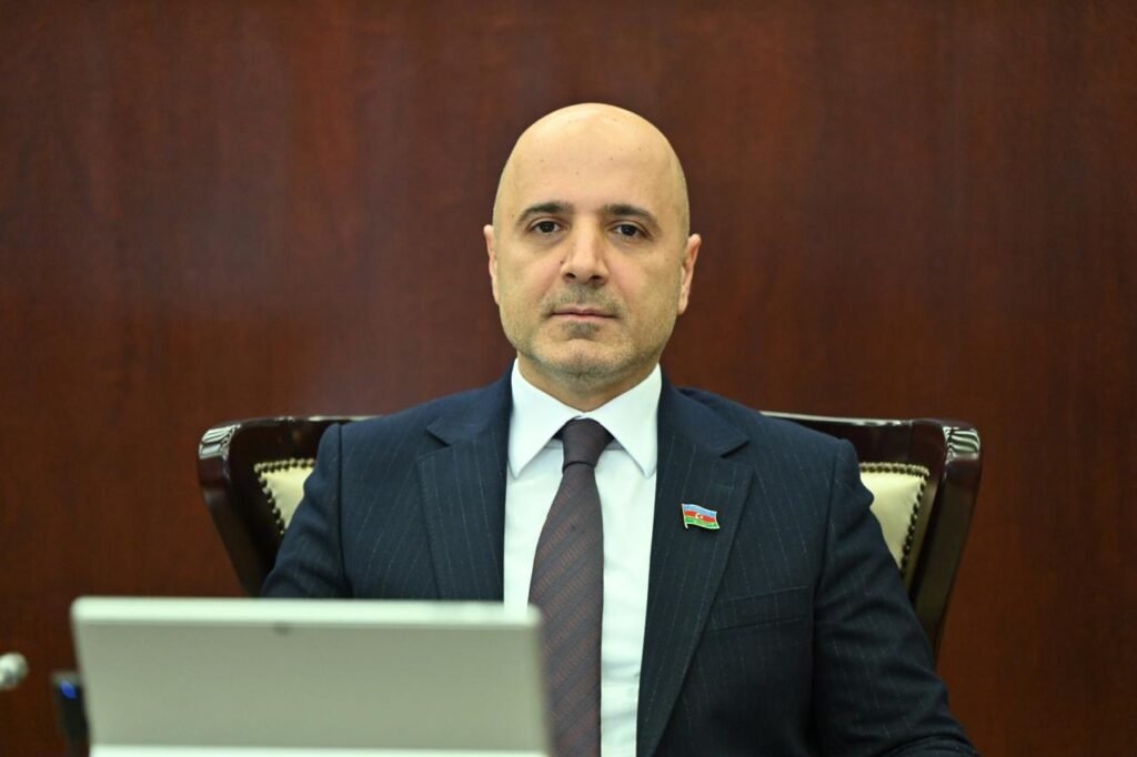 GÖYDƏNİZ QƏHRƏMANOV: “Azərbaycanın humanitar yardımı və təşəbbüsləri ölkəmizin insan amilinə verdiyi önəmin göstəricisidir”