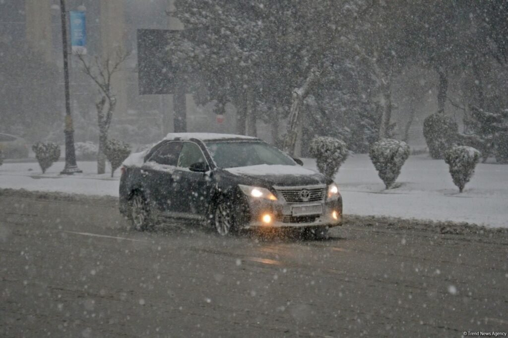 Qar yağır, bir sıra ərazilərdə şimal-qərb küləyi əsir – FAKTİKİ HAVA