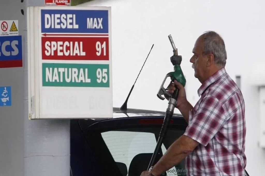 Çexiyada dizel yanacağının qiyməti son 4 ilin maksimumuna çatıb