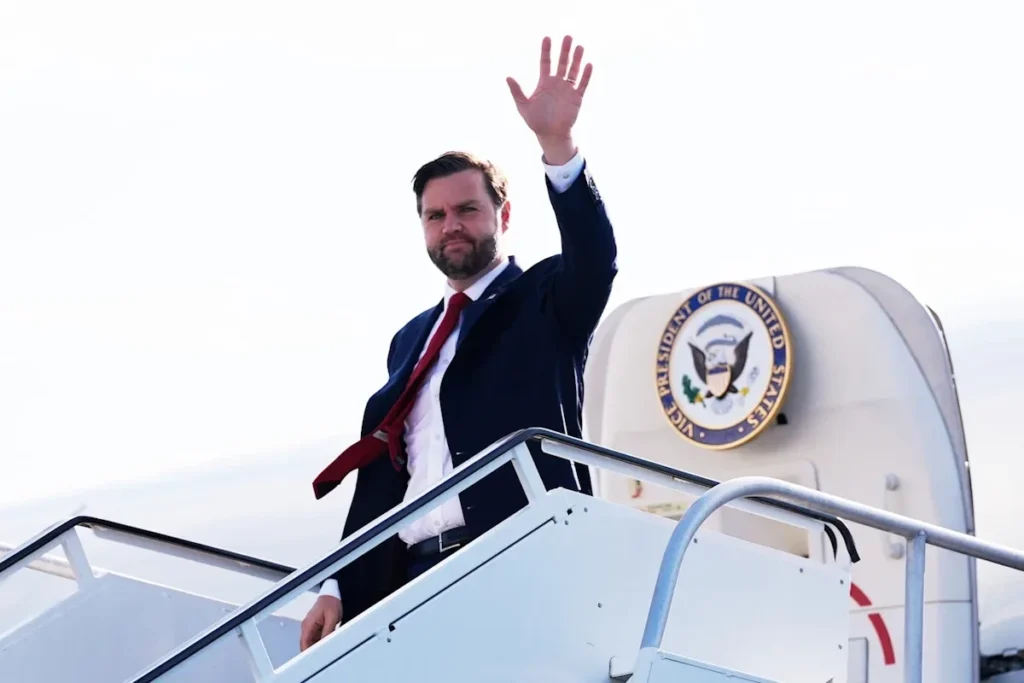 Vens İranla danışıqlar üçün Pakistana yollanıb