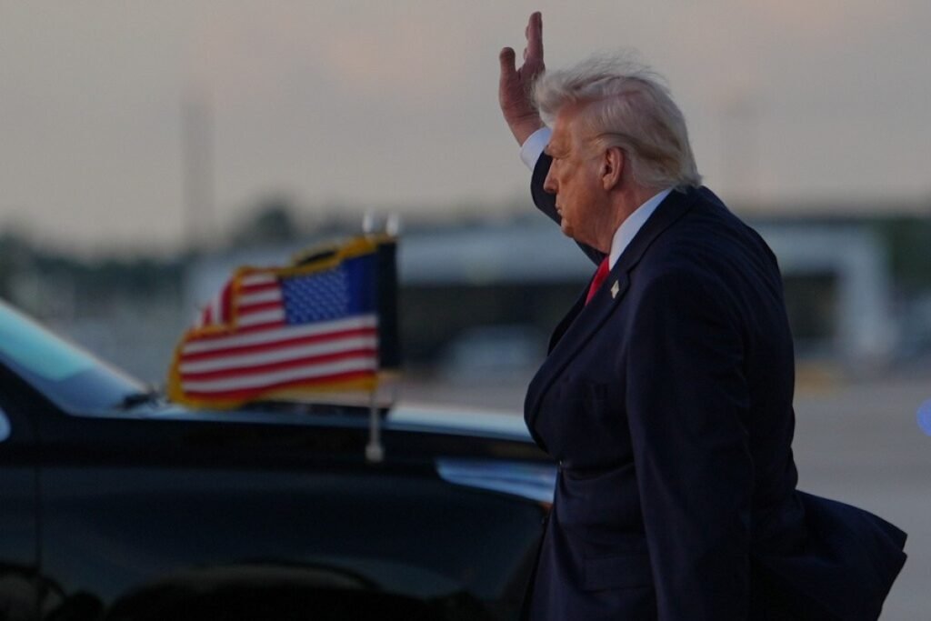 Tramp: Körfəz ölkələri İranın blokadasına qoşulmalıdır