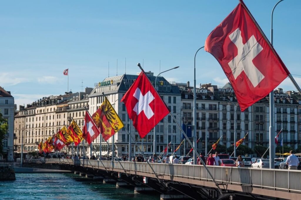 İsveçrə ABŞ və İran arasında vasitəçiliyə hazır olduğunu açıqlayıb